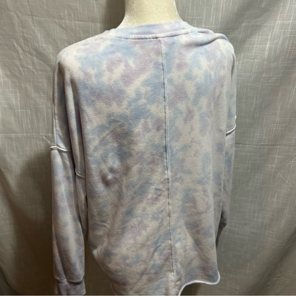 Green Tea Top L - Picture 2 of 3